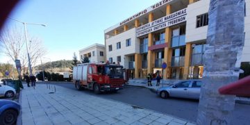 Φωτιά στο Διοικητήριο της ΠΕ Γρεβενών