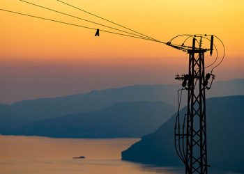 Ενέργεια: Ποια μέτρα ελάφρυνσης σχεδιάζονται – Αύξηση επιδότησης για ρεύμα και αέριο