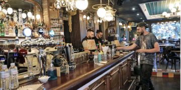 Με «καπέλο» 10 λεπτών ο καφές από τον Ιανουάριο -Πράσινο τέλος σε πλαστικά ποτηράκια