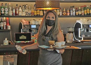 Έξι νέα μέτρα στήριξης των εργαζομένων – Ποιοι δικαιούνται το επίδομα των 534 ευρώ τον Ιανουάριο
