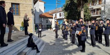 Καλαντα από την φιλαρμονική και τα παιδιά του Δήμου Βοΐου (φωτογραφίες)