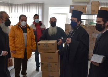 Από την “ΑΠΟΣΤΟΛΗ” της Ιεράς Αρχιεπισκοπής Αθηνών παραδόθηκαν δέματα αγάπης στην Καστοριά