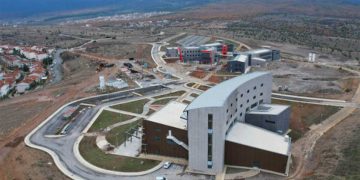 Κονδύλι 3,2 εκ. ευρώ για τα σχολεία και το Πανεπιστήμιο της Δυτικής Μακεδονίας