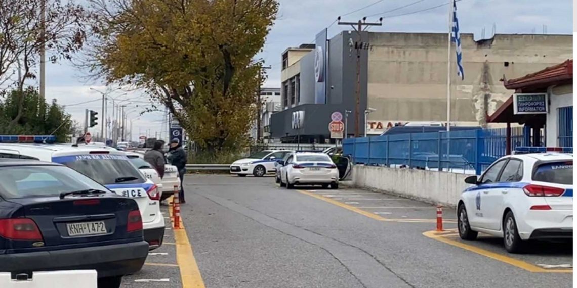 Αδιανόητο περιστατικό στην Πιερία: Οι «θεματοφύλακες του Συντάγματος» πέρασαν χειροπέδες σε διευθυντή Γυμνασίου