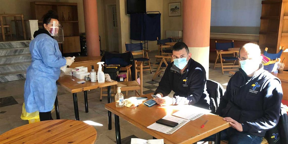 Πολλά θετικά rapid τεστ σήμερα στο Βελβεντό μετά από δειγματοληψία του ΕΟΔΥ – 11 θετικά