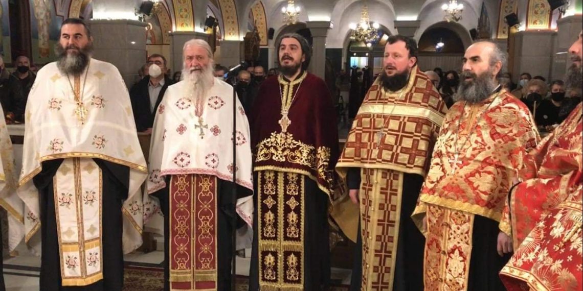 Με υγειονομικούς περιορισμούς, αλλά και με μεγάλη κατάνυξη ο φετινός εορτασμός του Ιερού Ναού Αγίου Στεφάνου Πτολεμαΐδας ! (της Κούλας Πουλασιχίδου)