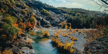 Τρία αντιδημοφιλή χωριά των Γρεβενών για «διαφορετικές» εξορμήσεις στην καρδιά του χειμώνα