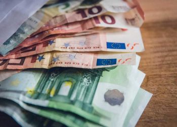 e-ΕΦΚΑ: Οι ημερομηνίες πληρωμής κύριων και επικουρικών συντάξεων Iανουαρίου 2022