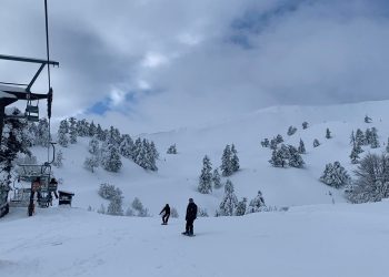 Σημερινές φωτογραφίες από την Βασιλίτσα Γρεβενών με πολύ χιόνι