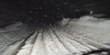 Χιονόπτωση τώρα στα 1700 μέτρα στη Βασιλίτσα-video