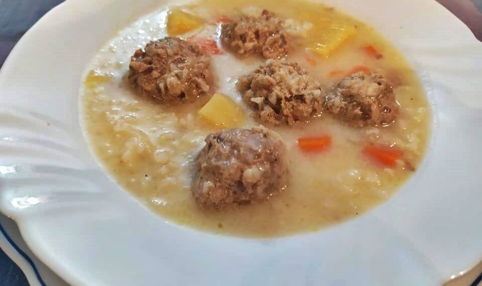 Μαγειρεύοντας με την Αρετή- Γιουβαρλόσουπα