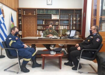 Τον διοικητή της 9ης Μ/Π Ταξιαρχίας, Ταξίαρχο Ζαχαρία Ψύρρα επισκέφτηκε ο νέος Διοικητής της Περιφ. Πυροσβεστικής Διοίκησης Δυτ. Μακεδονίας, Αρχιπύραρχος Σωτήριος Κορέλας