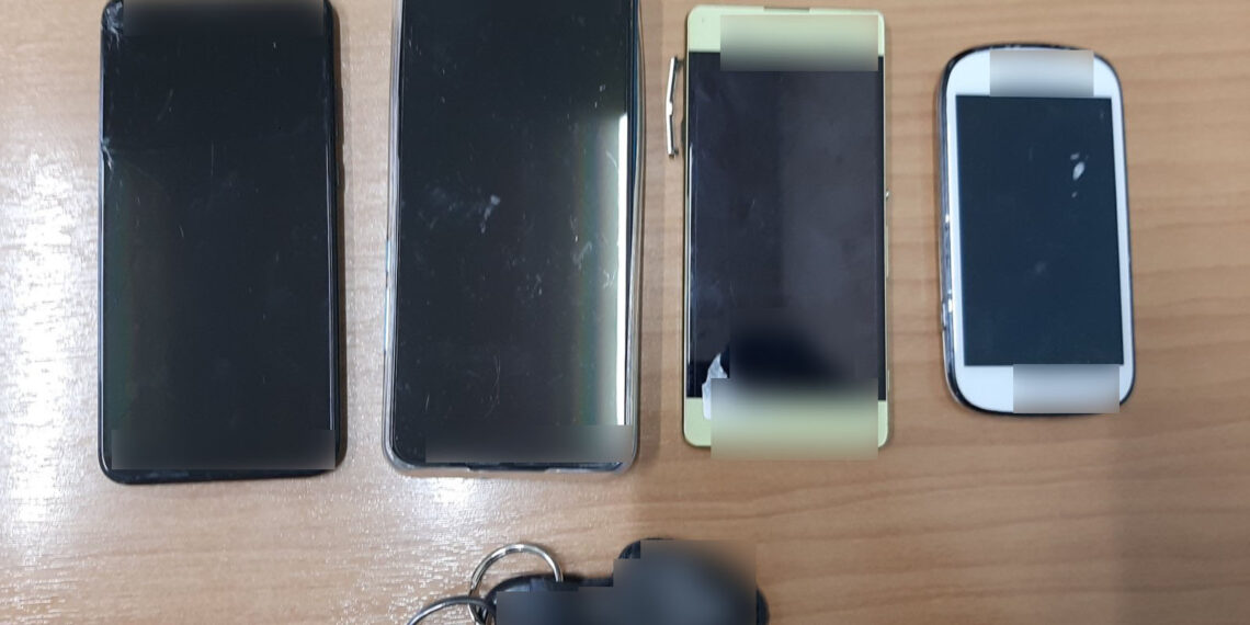 Συνελήφθη 25χρονος διακινητής σε περιοχή της Καστοριάς ο οποίος με Ι.Χ.Ε αυτοκίνητο μετέφερε παράνομα 6 αλλοδαπούς