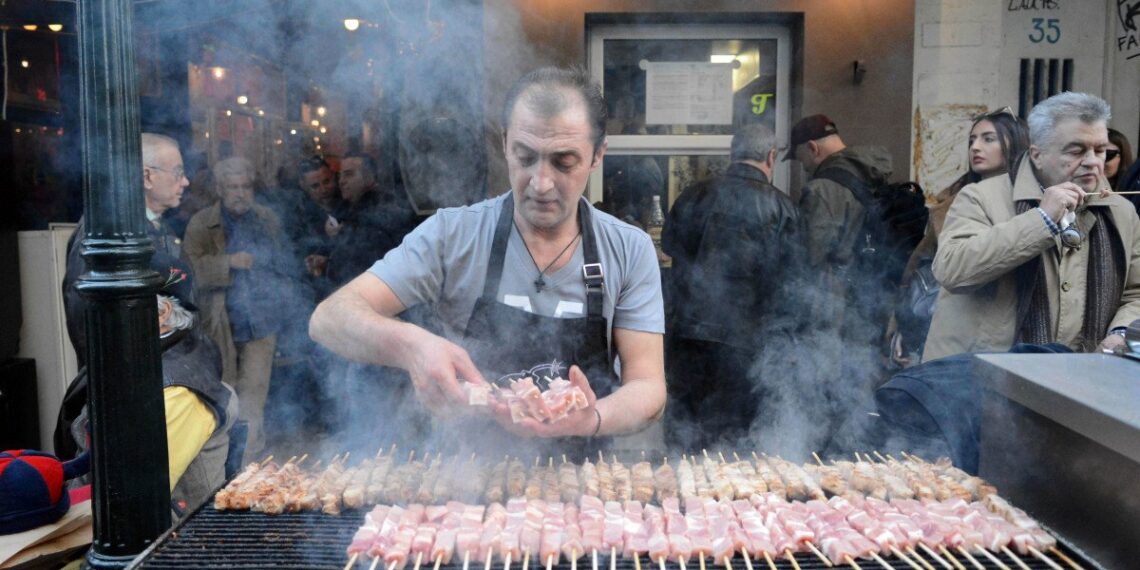 Παγώνη: Τσικνοπέμπτη θα ψήσουμε στο μπαλκόνι, το φετινό Πάσχα δεν θα είναι σαν το περσινό
