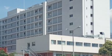 Πάτρα: Σκάνδαλο με τα κρούσματα στο νοσοκομείο “Άγιος Ανδρέας” – Υγειονομικοί αρνήθηκαν να εμβολιαστούν και κόλλησαν κορονοϊό