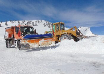 Αποχιονισμός: Στις επάλξεις για τέταρτη ημέρα ο Δήμος Γρεβενών-Εκτεταμένες εργασίες καθαρισμού στη Βασιλίτσα