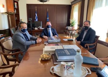 Συνάντηση βουλευτή Γ. Αντωνιάδη και δημάρχου Β. Γιαννάκη με αν. υπουργό Eσωτερικών Στ. Πέτσα- Δελτίο Τύπου