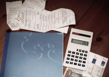 Οι χάρτινες αποδείξεις επιστρέφουν: Με σκανάρισμα θα «μετράνε» στο Taxis -Τα σενάρια για τις e-πληρωμές του 2020