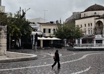 Lockdown στην Αττική: Όλα τα μέτρα – Τι αλλάζει σε τηλεργασία, μαγαζιά, έξοδο για άσκηση