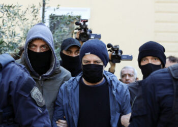 Στην ανακρίτρια ο Λιγνάδης, θα ζητήσει νέα προθεσμία για την απολογία του -Αυξημένα μέτρα στα δικαστήρια