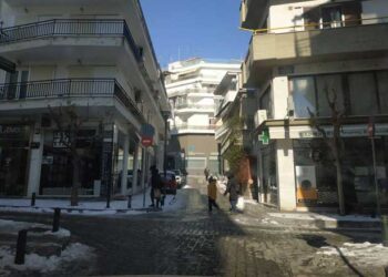 Διαμαρτυρία των Δ.Σ. των συλλόγων Εστίασης Κοζάνης και Εμπορικού Συλλόγου Κοζάνης στην Περιφέρεια και το Π.Σ. για το πρόγραμμα των 40 εκ. Ευρώ: “Οι αντοχές μας έχουν εξαντληθεί. Χρειαζόμαστε στήριξη και την θέλουμε τώρα πριν να είναι αργά”