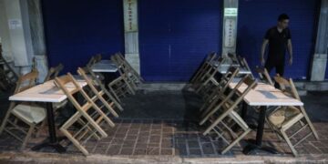 “Όχι στον αφανισμό των μικρών και αυτοαπασχολούμενων επαγγελματιών της εστίασης” – Γράφει ο Αθανασούλας Μιχάλης