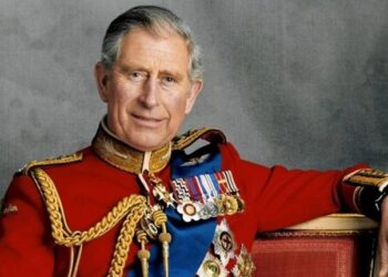 Πρόσκληση Μητσοτάκη στον Πρίγκιπα της Ουαλίας Κάρολο – Τηλεφωνική επικοινωνία