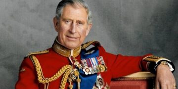 Πρόσκληση Μητσοτάκη στον Πρίγκιπα της Ουαλίας Κάρολο – Τηλεφωνική επικοινωνία