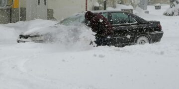 Πανέμορφες εικόνες από το Καρυοχώρι με πολύ χιόνι!