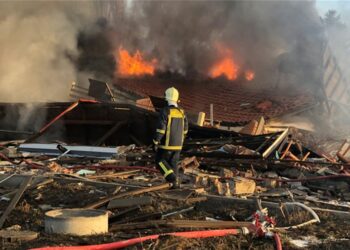 Καστοριά: Απίστευτες εικόνες μετά την έκρηξη που ισοπέδωσε ξενοδοχείο – Δείτε βίντεο