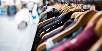 Αγανάκτηση και στον Εμπορικό Σύλλογο Εορδαίας για το πρόγραμμα των 40 εκ. ευρώ- Ζητούν και νέο πρόγραμμα για όσες επιχειρήσεις δεν εντάχθηκαν – Το προτεινόμενο ωράριο για τα καταστήματα με τα νέα μέτρα