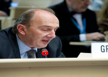 Ο εμβολιασμός των υγειονομικών ή αλλιώς μην πυροβολείτε τον πιανίστα- Γράφει ο  Δημήτρης Η. Κρανιάς