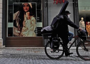 Αττική – Lockdown: Προς άνοιγμα της αγοράς στις 8 Μαρτίου με νέα SMS