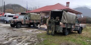 Ζαγόρι: Και πεζοναύτες στην έρευνα για το αγνοούμενο αεροσκάφος -Διευρύνεται το πεδίο επιχείρησης