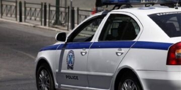 Μαρούσι: Γέννησε επί της Κηφισίας παρουσία γιατρού – Συνέδραμαν πυροσβέστες και αστυνομικοί