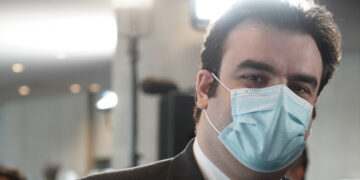 Πιερρακάκης: Από σήμερα η βεβαίωση εμβολιασμού για όσους έχουν κάνει και τις δύο δόσεις -Τι χρειάζεστε για έκδοση