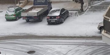 “Μήδεια”: Ασθενής χιονόπτωση αυτή την ώρα στην Κοζάνη