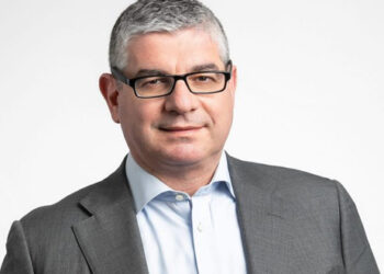 Τσακίρης: «Τρελά πράγματα» όσα τραβάνε οι επιχειρήσεις για να πάρουν επιδότηση ΕΣΠΑ -Του Θοδωρή Καραουλάνη (euractiv.gr)