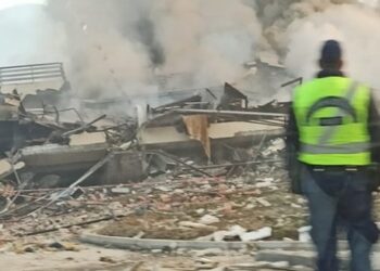 Καστοριά: Τι είπε ο ιδιοκτήτης του ξενοδοχείου για την καταστροφή – Φωτογραφίες με το πρώτο φως της ημέρας