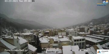 Πυκνές χιονοπτώσεις σε εξέλιξη στα ορεινά της δυτικής Μακεδονίας- Δείτε live εικόνα από Πισοδέρι, Νυμφαίο, Φλώρινα, Σαμαρίνα