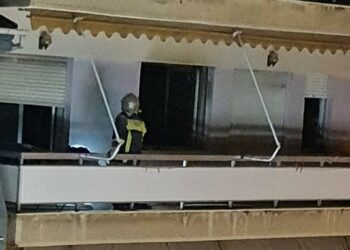 Άμεση επέμβαση της Πυροσβεστικής σε φωτιά σε διαμέρισμα επί της οδού 25ης Μαρτίου στην Πτολεμαΐδα