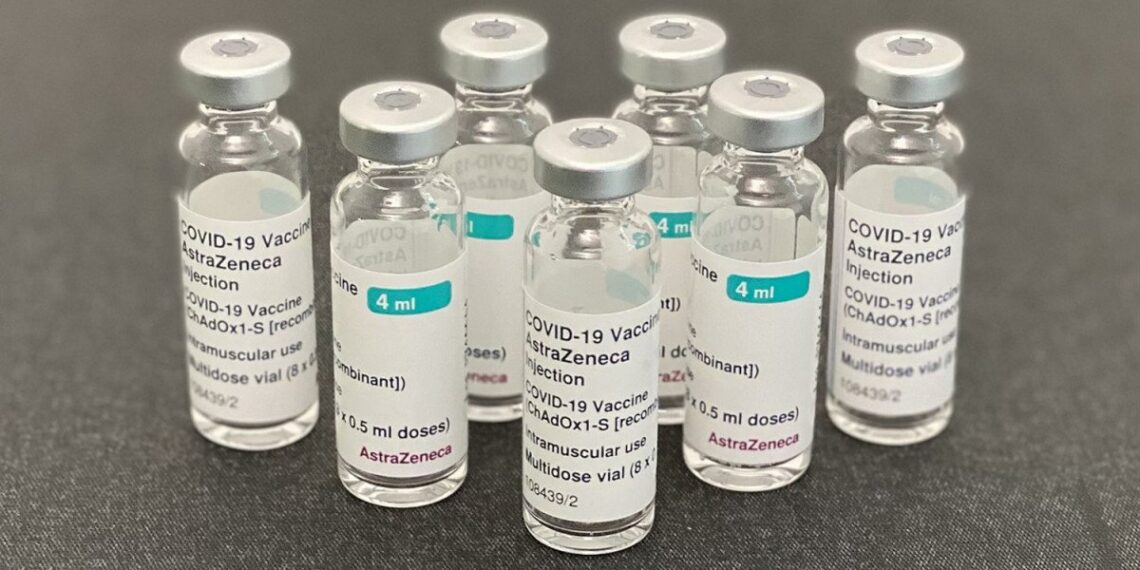 ΕΟΦ: Fake news η απόσυρση παρτίδας του εμβολίου της AstraZeneca