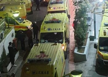 Κορωνοϊός: Εφημερίες «πολέμου» στα νοσοκομεία – 940 εισαγωγές μέσα σε 48 ώρες!