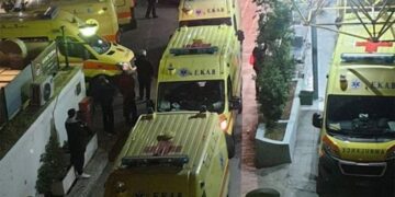 Κορωνοϊός: Εφημερίες «πολέμου» στα νοσοκομεία – 940 εισαγωγές μέσα σε 48 ώρες!