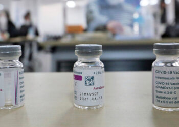 Κοντά στο «πράσινο φως» για εμβολιασμό και των άνω των 65 ετών με AstraZeneca στην Ελλάδα