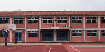 Lockdown: Κλείνουν για δύο εβδομάδες τα σχολεία σε όλη τη χώρα