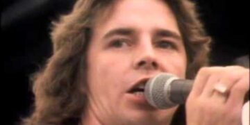 Η Μουσική Γωνιά του Μίλτου Ηλιάδη στο e-ptolemeos.gr -John Paul Young – Love Is In The Air ♥ HD