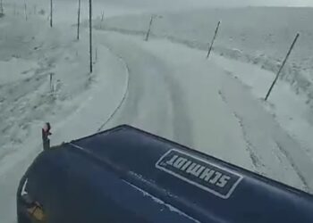 Βίτσι: Αποχιονισμός από την ΠΕ Καστοριάς