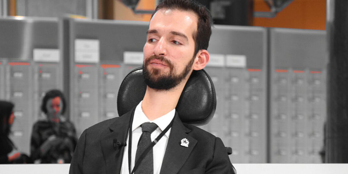 ΝΔ για ψήφο Κυμπουρόπουλου κατά των αμβλώσεων: “Η ψήφος του δεν μας εκφράζει”