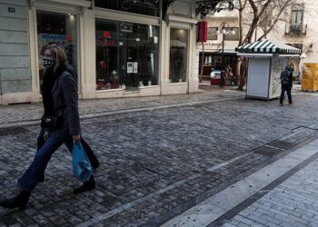 Ανοίγει η αγορά στις 5 Απριλίου με δίχτυ ασφαλείας 10 εκατ. self test